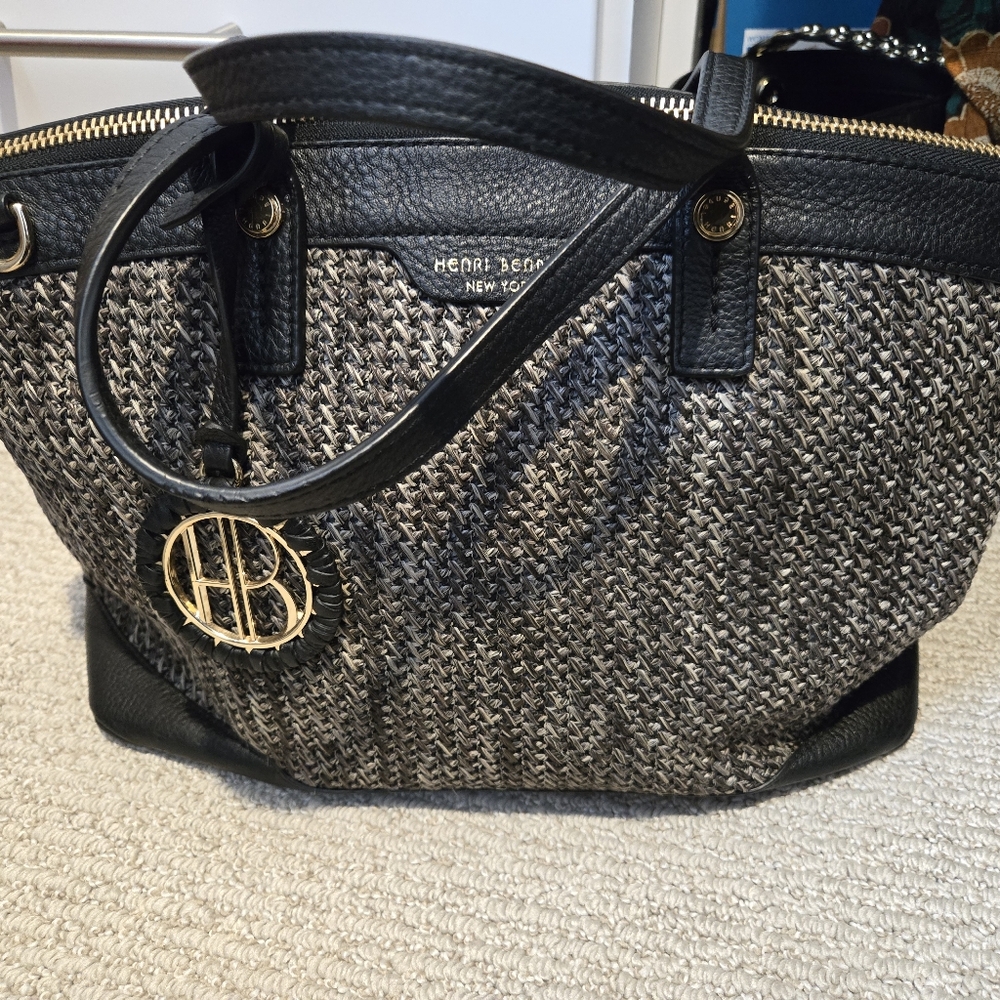 Henri bendel satchel knit tote
